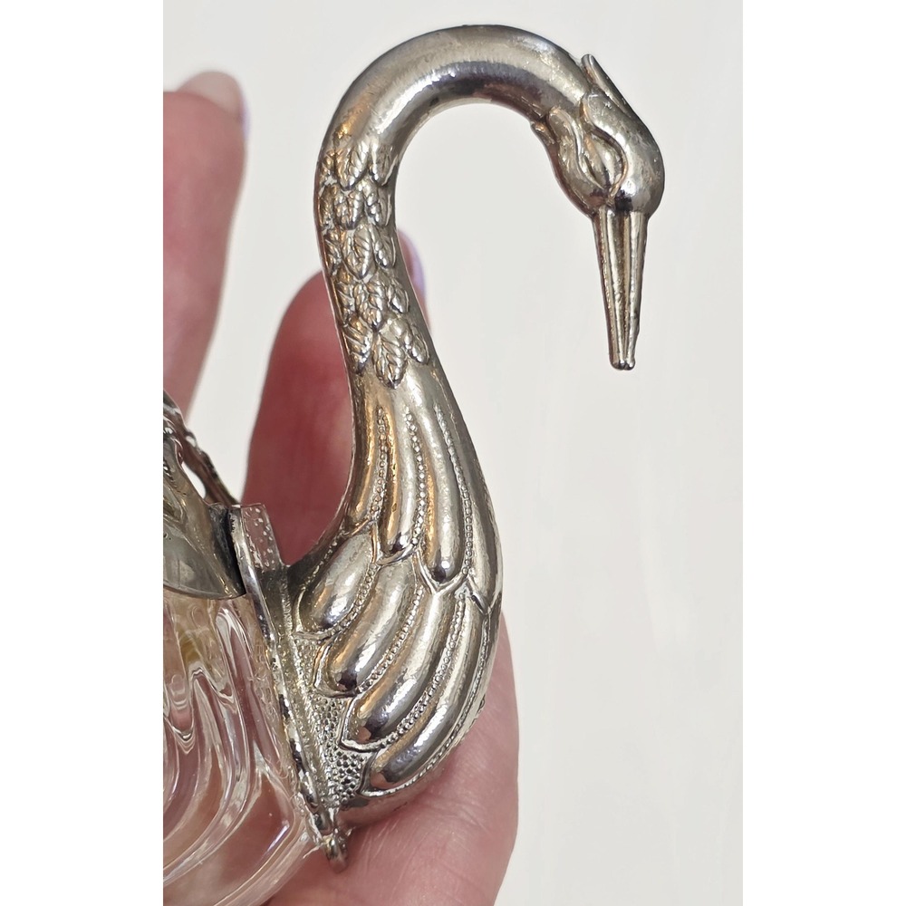 Vintage 1950s Glass Swan Salt Cellar, Silver Wings, Ring/Trinket DIsh - Picture 6 of 7